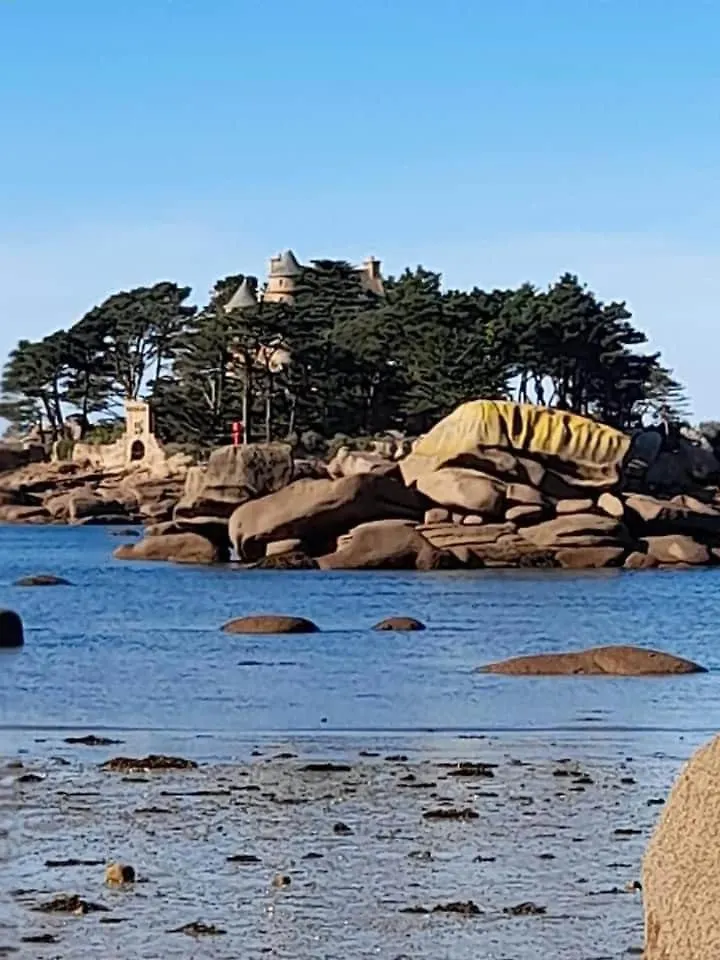 Beautiful Apartment With Sea And Garden View 펄로스가이렉 프랑스